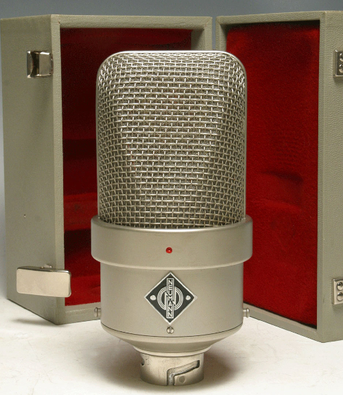 Neumann M49