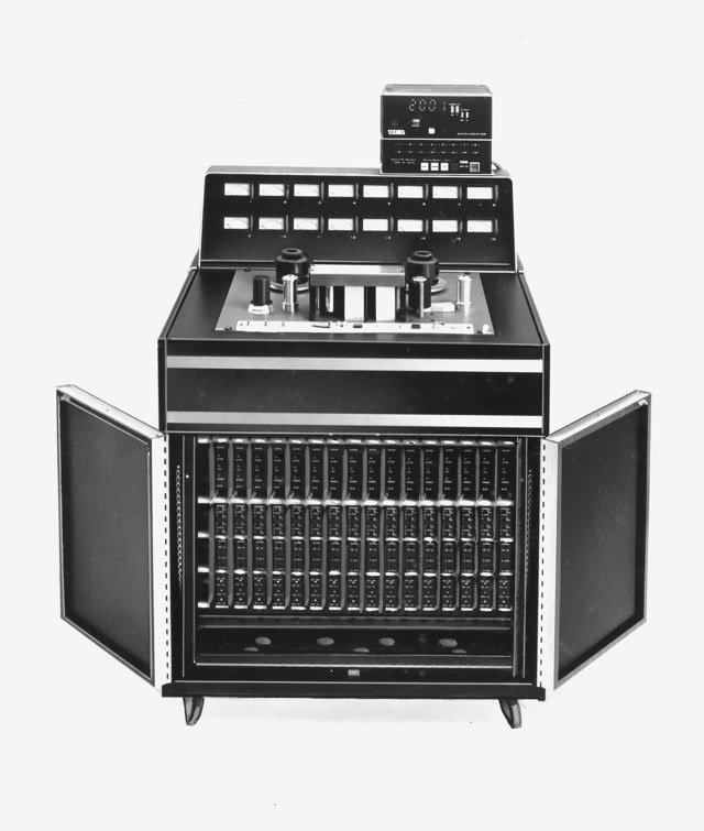 MCI JH-16 Tape Machine